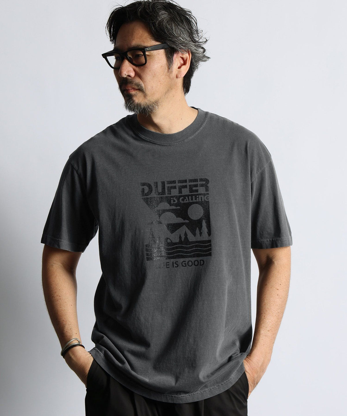ピグメントダイ グラフィックTシャツ