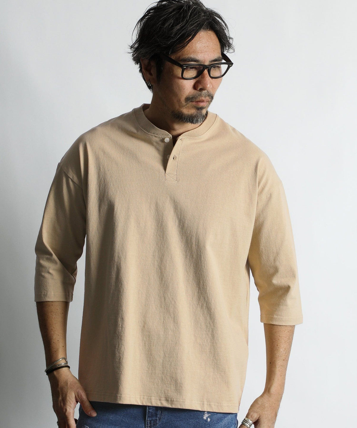 Setup compatible heavy weight 3/4 sleeve henley neck TEE