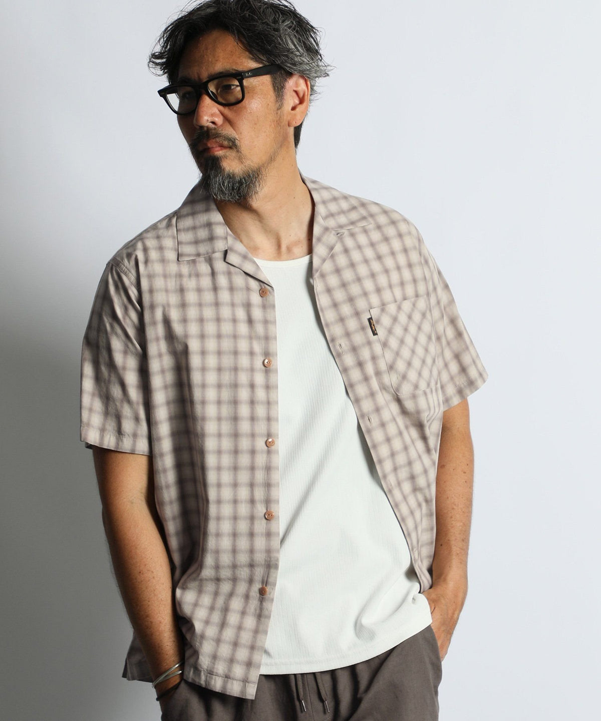 シャツ