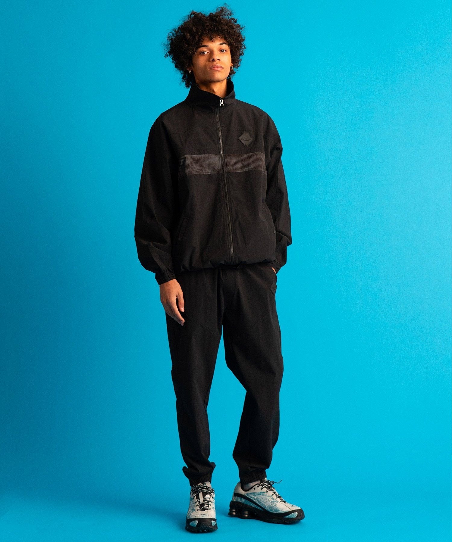 〔BLACK LABEL〕:セットアップ対応 コーデュラ スタンドブルゾン