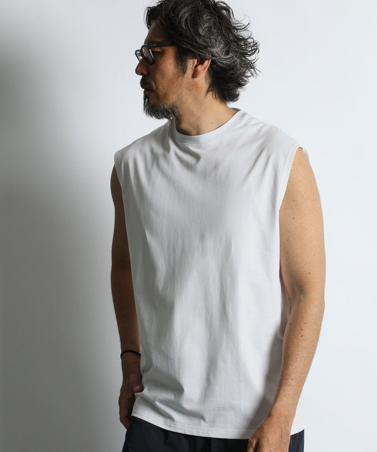 〔BLACK LABEL〕:度詰め天竺 ノースリーブTシャツ