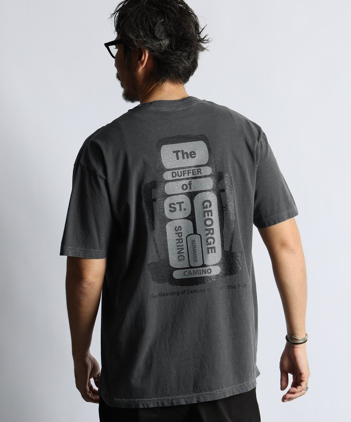 ピグメントダイ グラフィックTシャツ