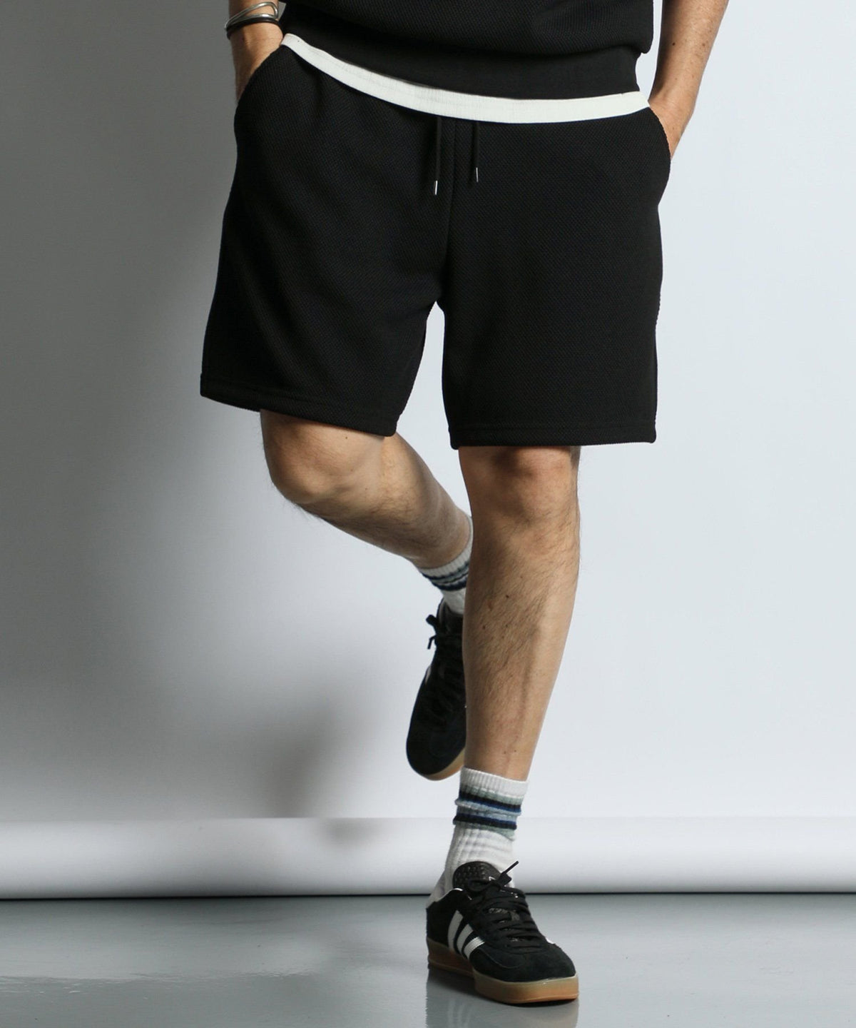 Set-up compatible functional material “Airflex” pique shorts