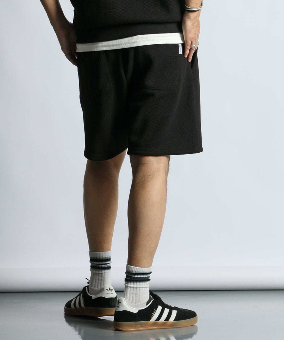 Set-up compatible functional material “Airflex” pique shorts