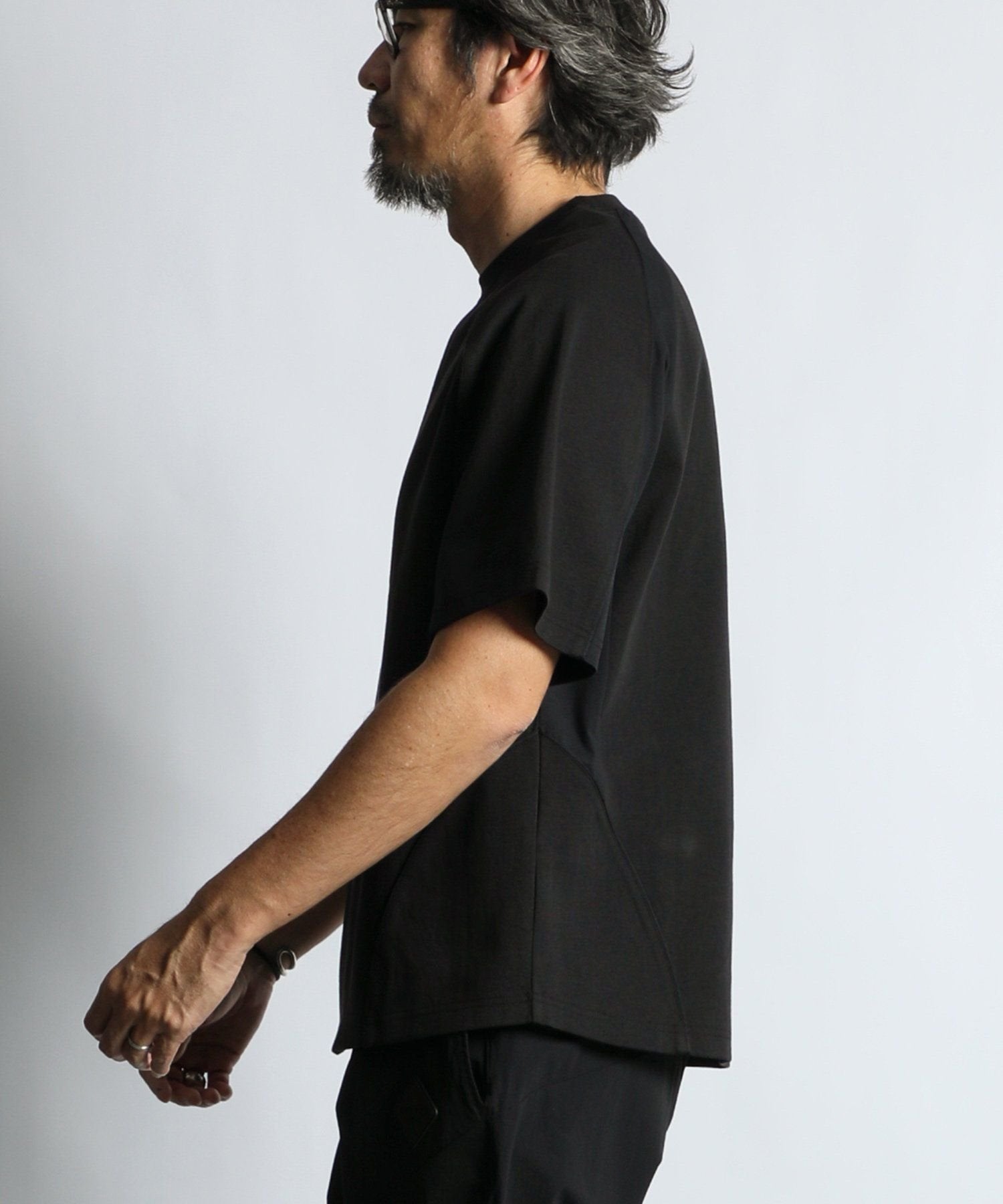 〔BLACK LABEL〕：ソロナポンチ メッシュパネル ゲームTEE