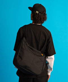 〔BLACK LABEL〕：KELTY別注 アーバン ショルダーバッグ
