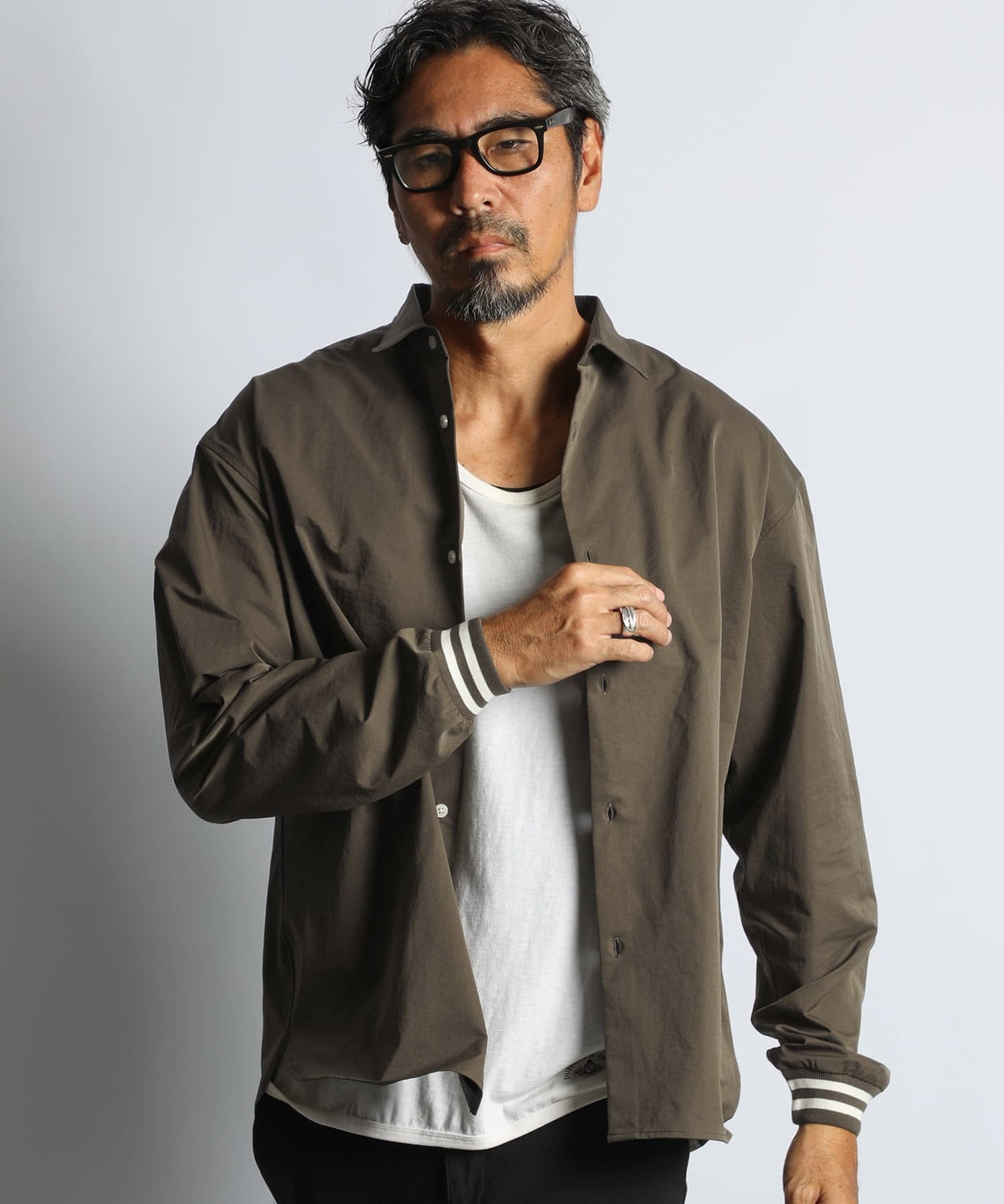 シャツ
