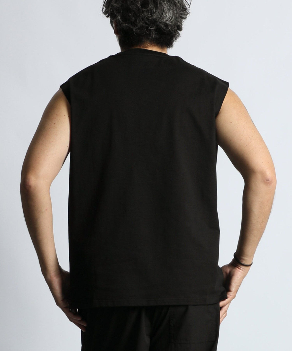 〔BLACK LABEL〕：度詰め天竺 ノースリーブTシャツ