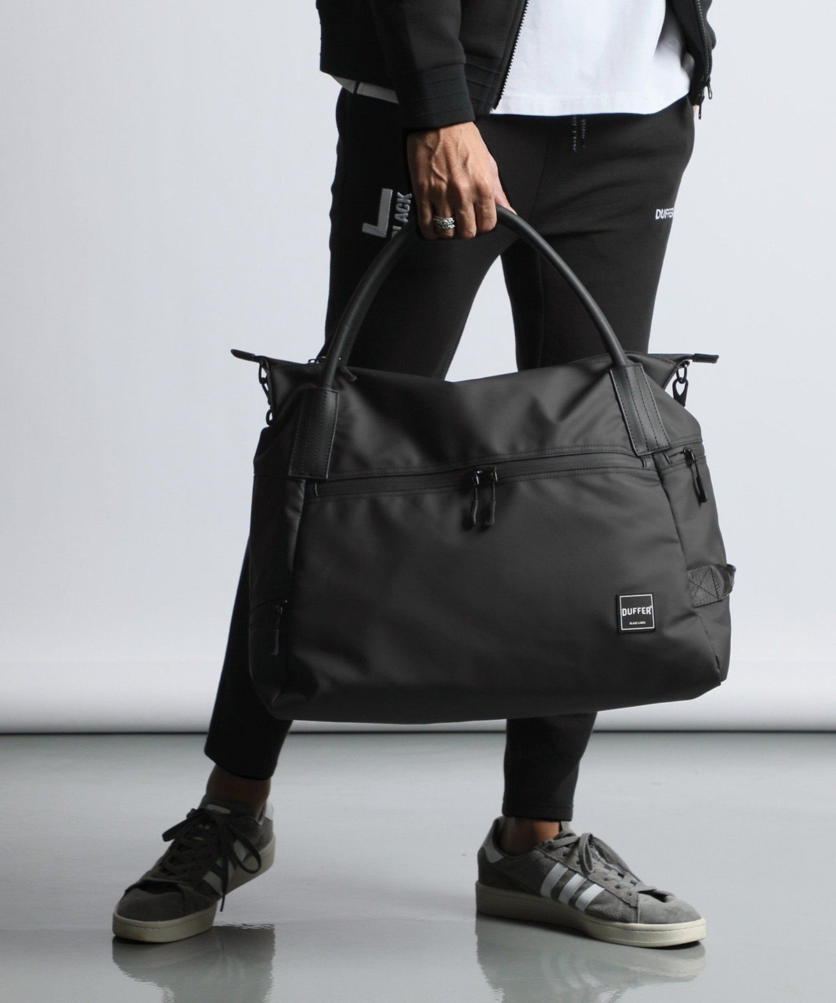 〔BLACK LABEL〕：2ウェイ ジムバッグ