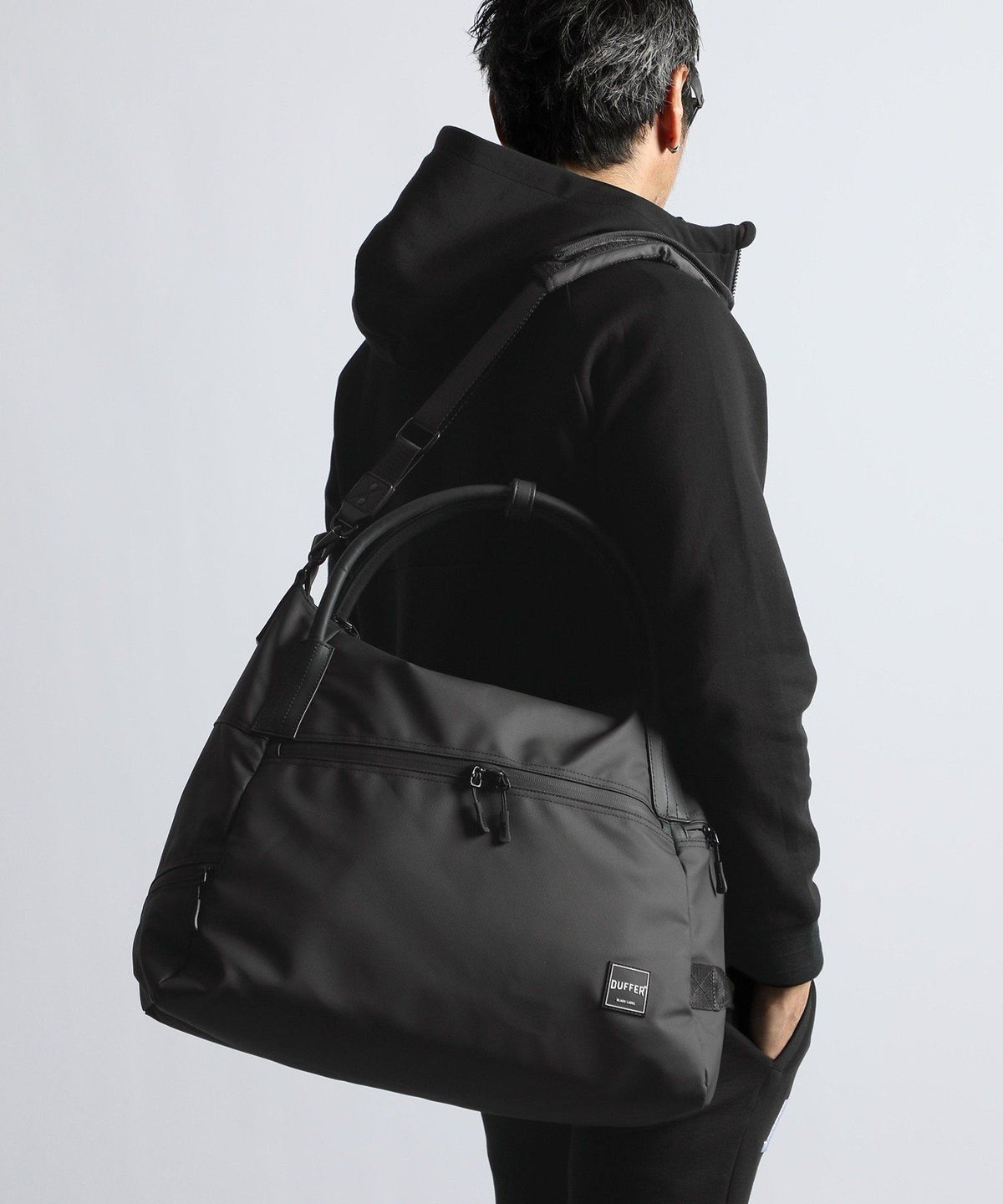 〔BLACK LABEL〕：2ウェイ ジムバッグ