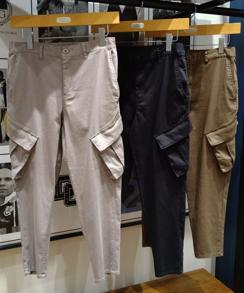 【GUMSTRETCH】スキニーカーゴパンツ！