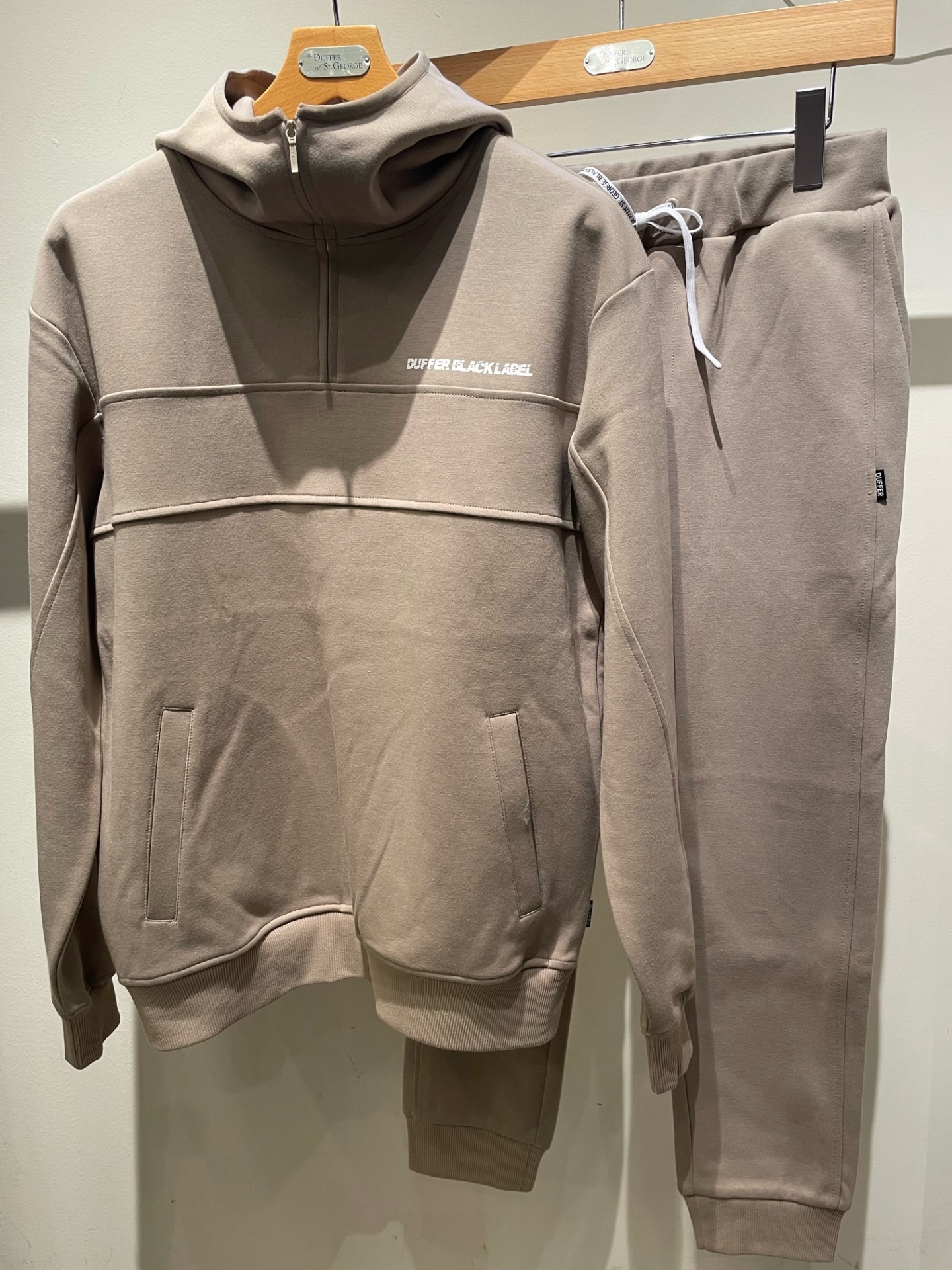 送料無料の商品 新作入荷 2024/SS LABEL BLACK – St.GEORGE of DUFFER The メンズウェア