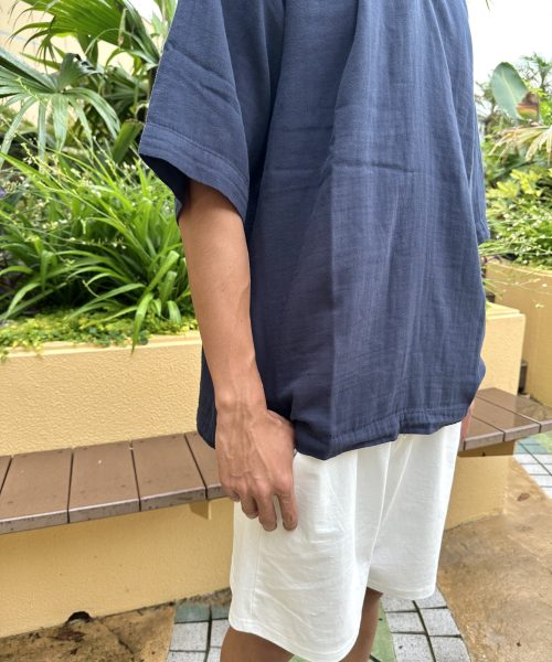 夏に快適素材のフーディーアイテム