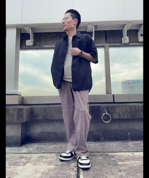 【ナイロン/ウール ルーズフィット半袖シャツ】