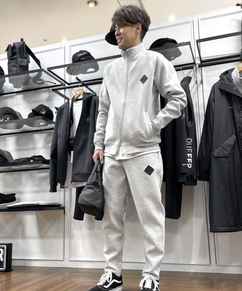 【25AW】BLACKLABELダンボールニットスタンドカラーコーデ【LIGHTGRAY】