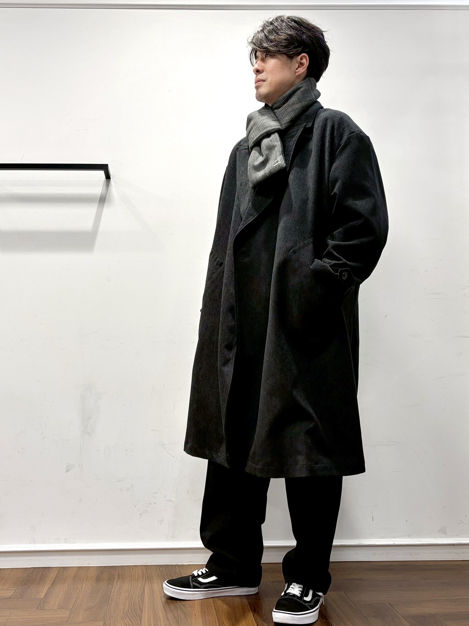 2025AW】起毛ツイル ロングコートセットアップコーデ【BLACK】 – The