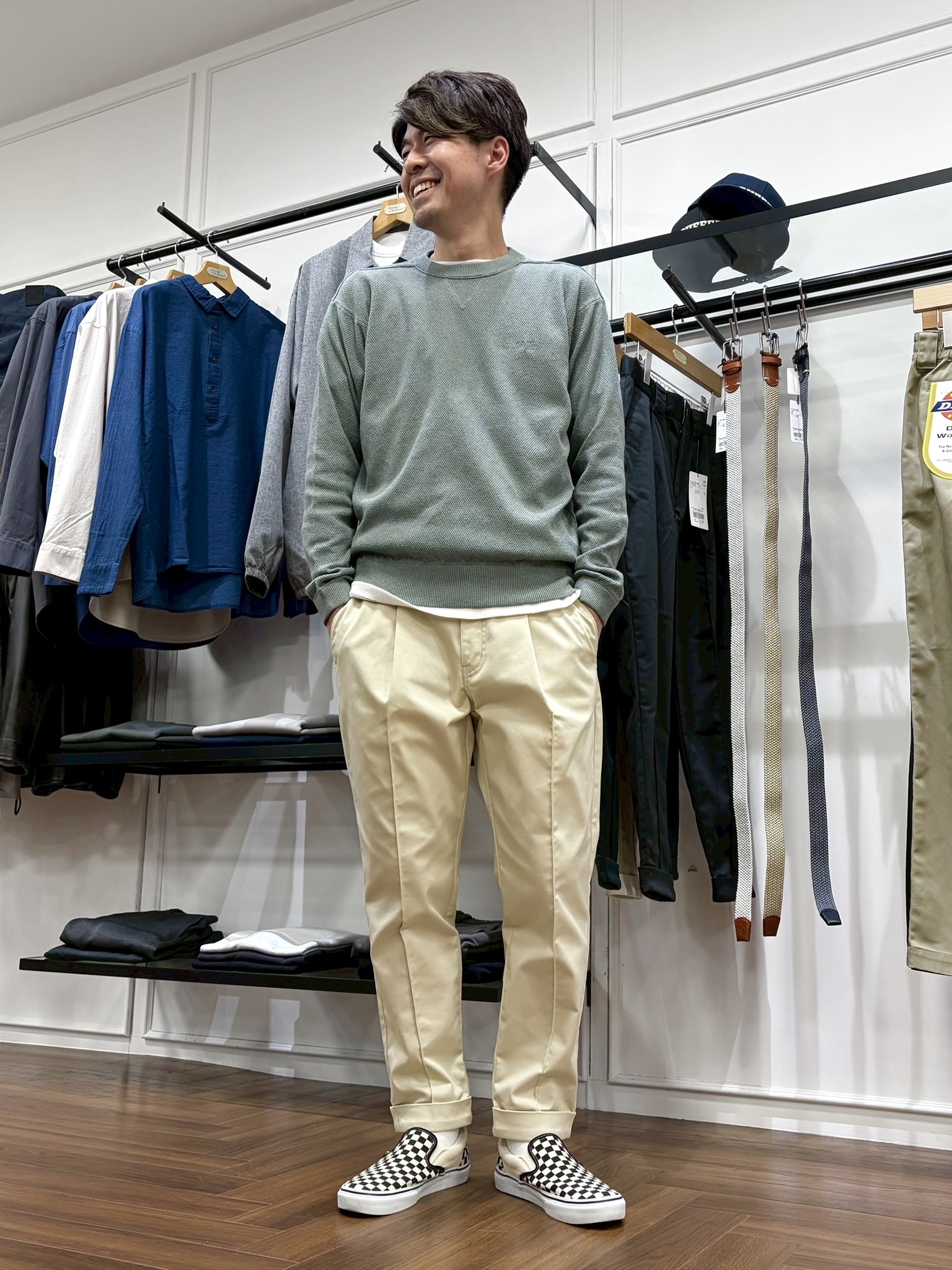 26SS】Dickies別注クロップドパンツコーデ【オフホワイト】 – The