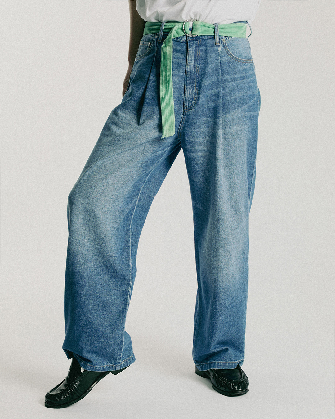 WIDE STRAIGHT DENIM