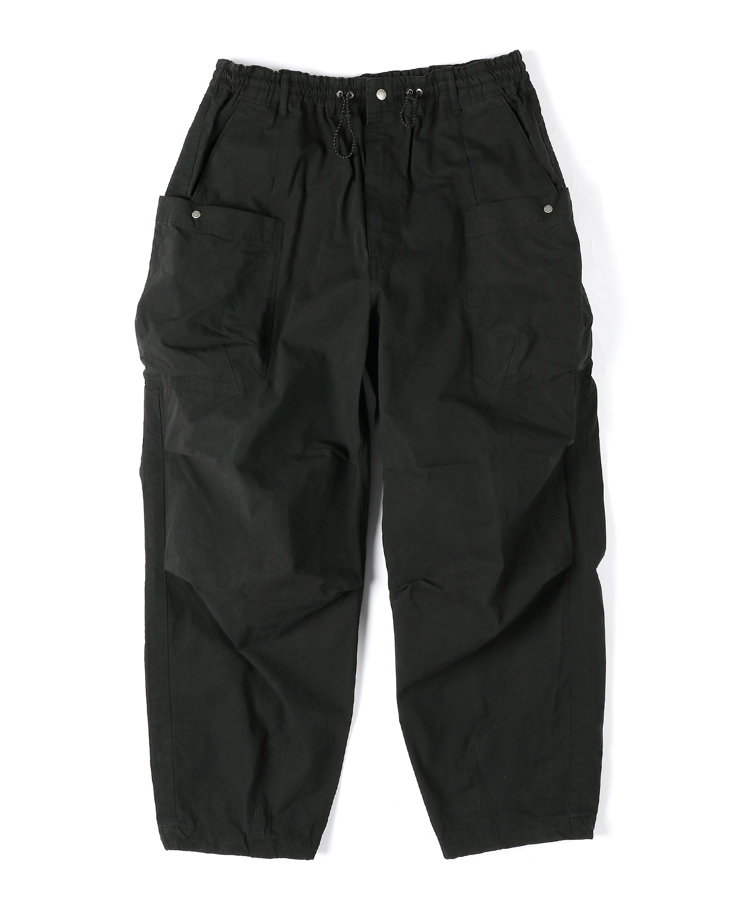 カーゴブラック