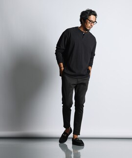 "黒"にフォーカスした綺麗目コーデ