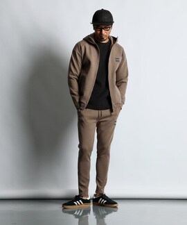 BLACK LABEL〕：セットアップ ダンボールニットパーカー ｜The DUFFER of St.GEORGE｜Official Web  Site｜ザ・ダファー・オブ・セントジョージ