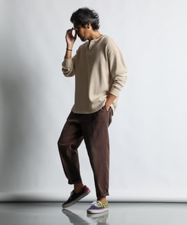 秋冬シーズンらしい暖色カラーコーデ