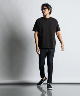 シンプルTシャツコーデ