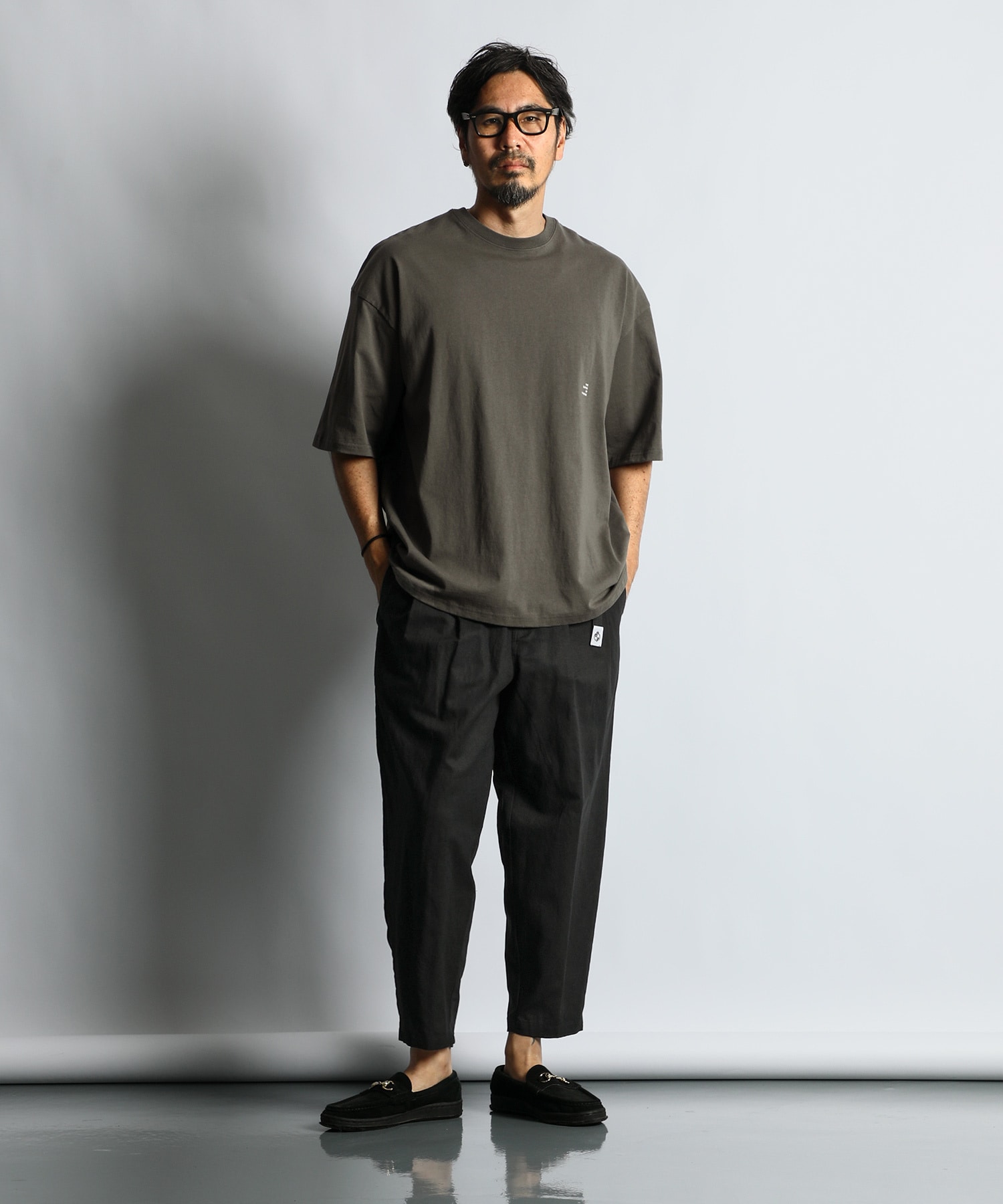 シックなルーズスタイル｜The DUFFER of St.GEORGE｜Official Web Site