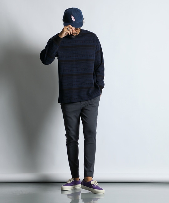 ボーダー柄をスタイリングのアクセントに