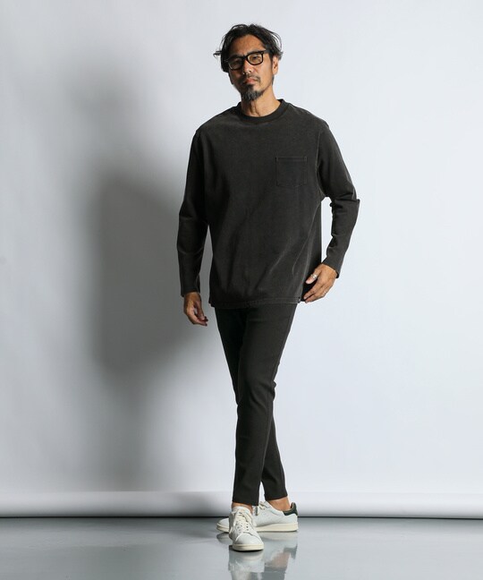 細身パンツで綺麗にコーデ