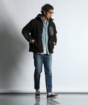 ボア×インディゴデニムコーデ