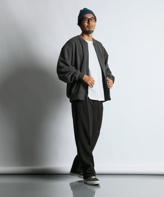 スウェットルーズコーデ