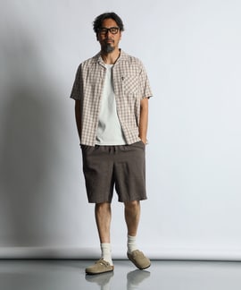 きちんと見えするラフなスタイリング