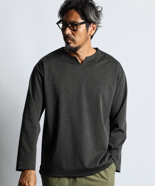 セットアップ キーネック　ポンチTシャツ