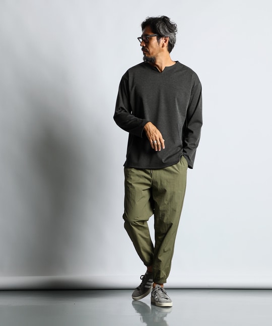 セットアップ キーネックポンチTシャツ