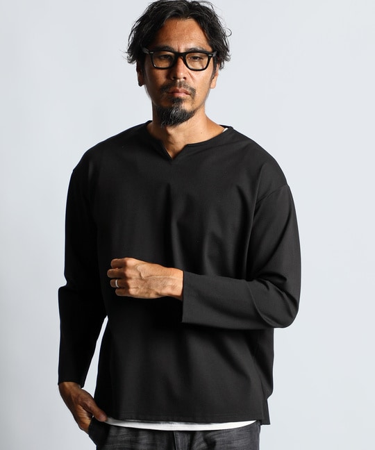 セットアップ キーネック　ポンチTシャツ