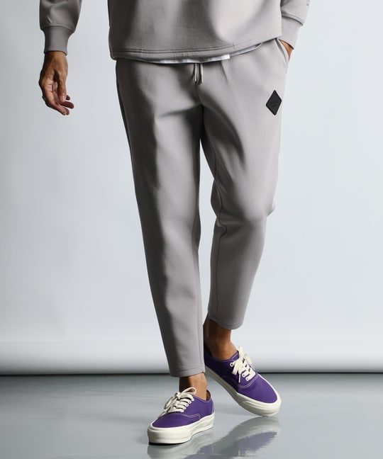 〔BLACK LABEL〕：セットアップ ダンボールニット　テーパードパンツ