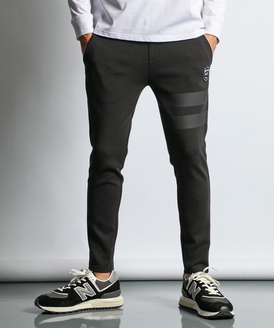 〔BLACK LABEL〕：セットアップ ダンボールニット　スリムパンツ