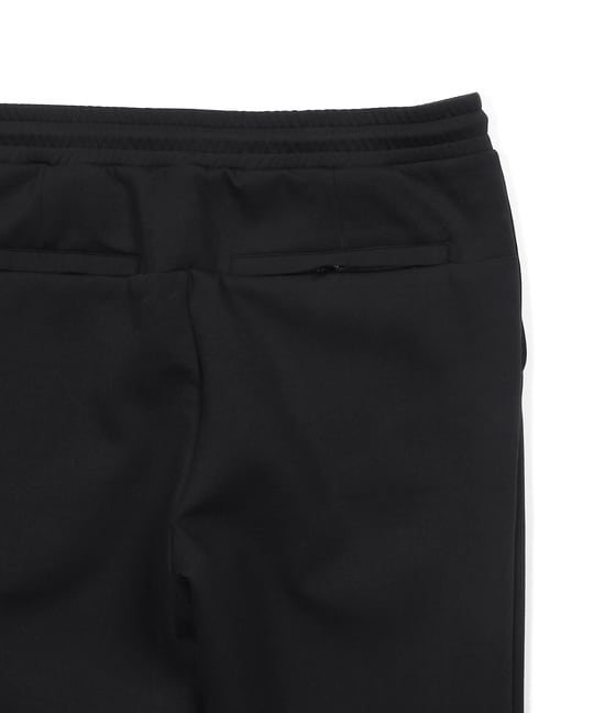 〔BLACK LABEL〕：セットアップ ダンボールニットレギュラーパンツ