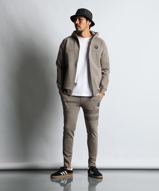 〔BLACK LABEL〕：セットアップ ダンボールニットジップパーカー