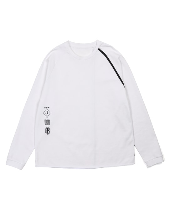 〔BLACK LABEL〕：ポンチ素材 スリーエンブレムロンT