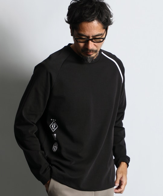 〔BLACK LABEL〕：ポンチ素材 スリーエンブレム　ロンT
