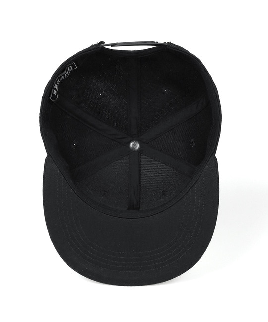 〔BLACK LABEL〕：フットボールエンブレムフラットバイザー