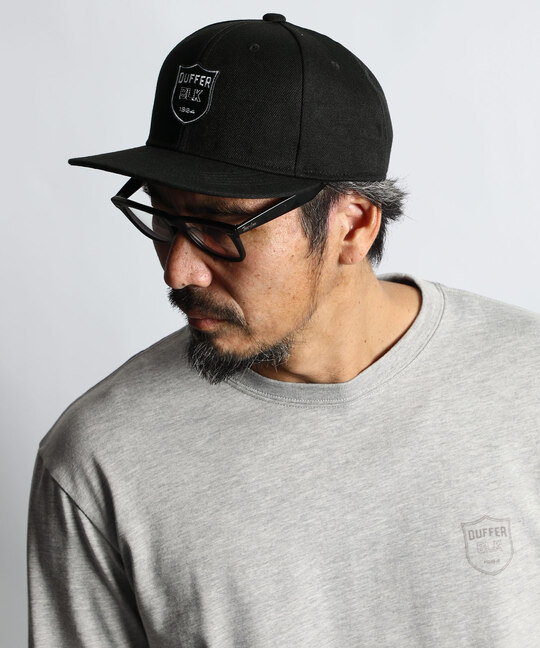 〔BLACK LABEL〕：フットボールエンブレム　フラットバイザー