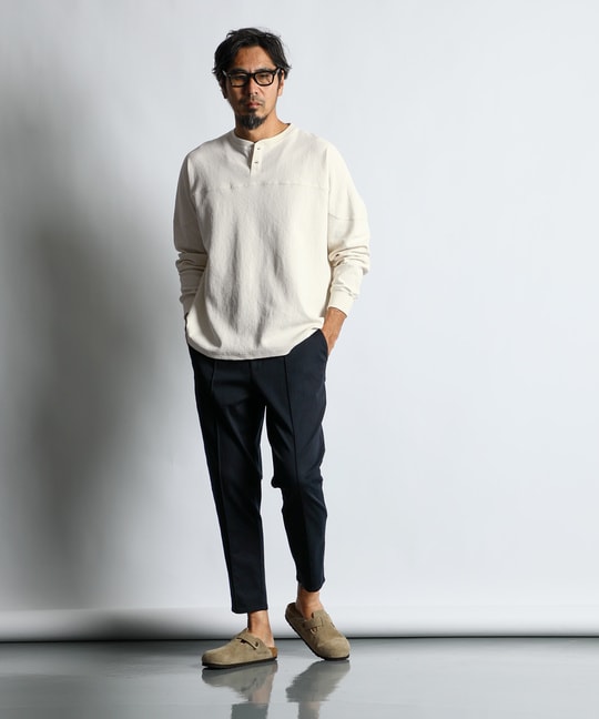 「ガムストレッチ」接触冷感 ピンタックテーパードパンツ
