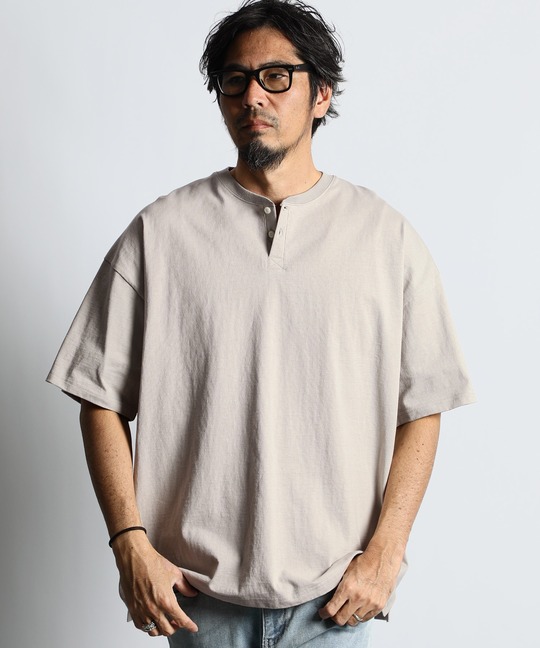 8オンス ヘビーウェイト オーバーサイズヘンリーネックTシャツ