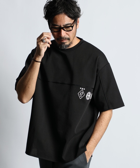 〔BLACK LABEL〕：ポンチ素材 スリーエンブレム　Tシャツ