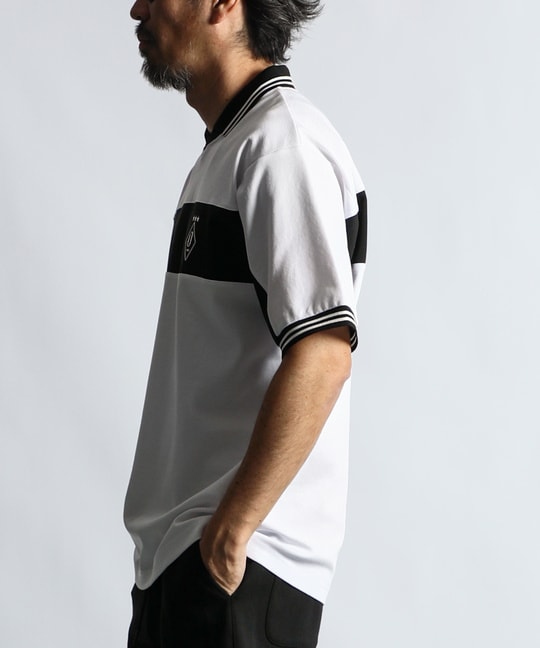 〔BLACK LABEL〕：ポンチ素材 フットボールポロ