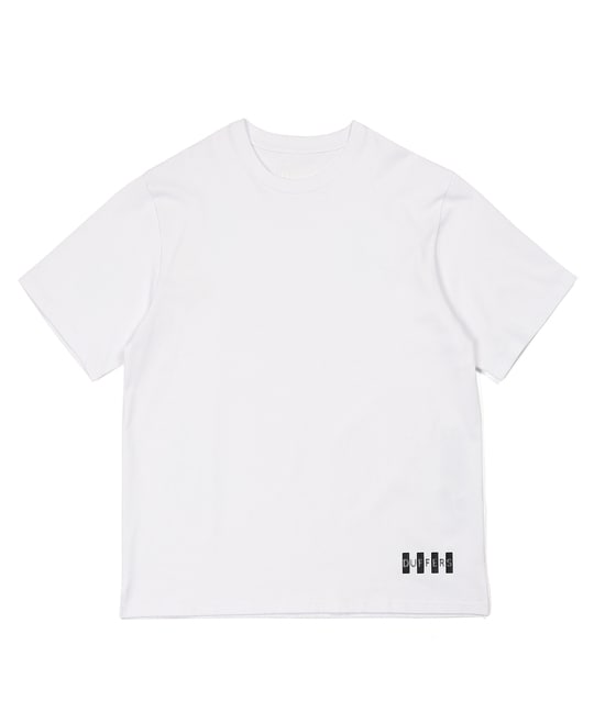 〔BLACK LABEL〕：速乾 ワンポイント Tシャツ
