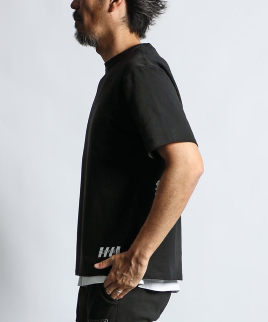 〔BLACK LABEL〕：速乾 ワンポイント Tシャツ